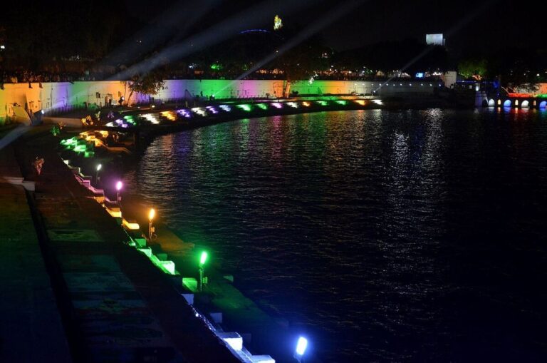 Kankaria Carnival