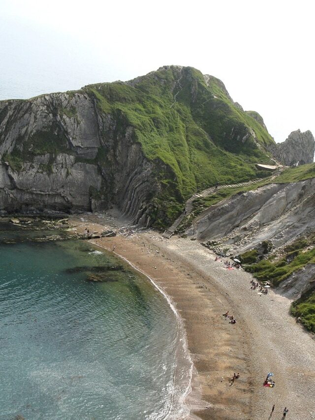 10 Best Beaches in Maharashtra