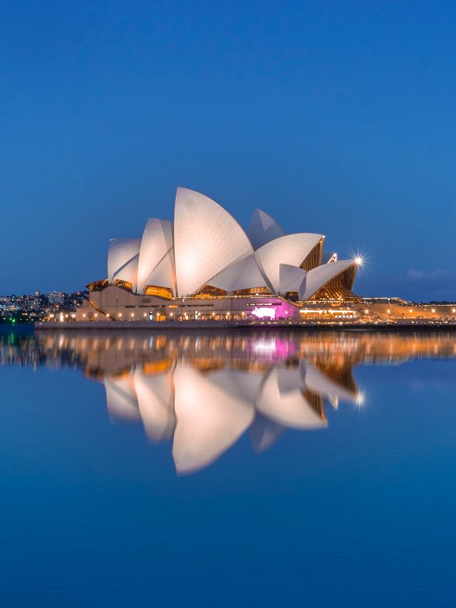 Australia’s Allure : 10 Popular Tourist Attractions in Australia