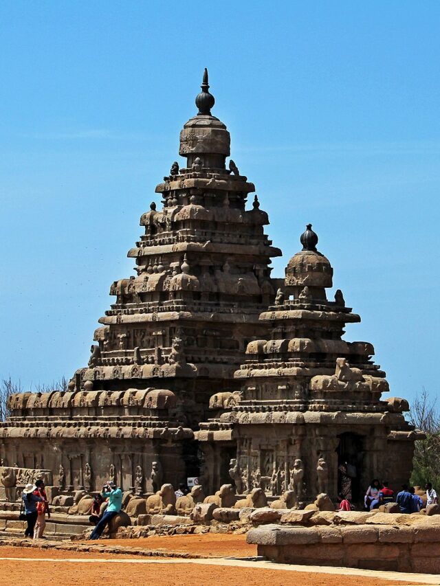 Top 15 Famous Hindu Temples in India You Must Visit