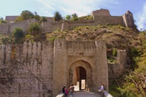 kangra-fort