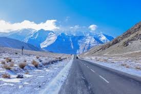 leh laddakh-9 Best Places to Visit in Summer Vacation in India
