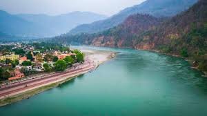 rishikesh-9 Best Places to Visit in Summer Vacation in India